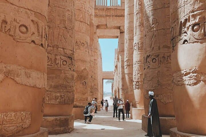 Private East Bank Tour: Luxor & Karnak Temples with Felucca ride