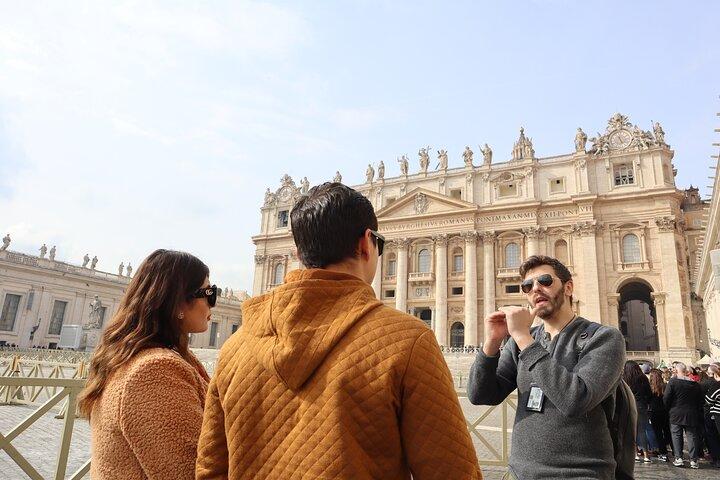 Vatican: St. Peter’s Basilica, Dome & Tombs Reserved Entry & Tour