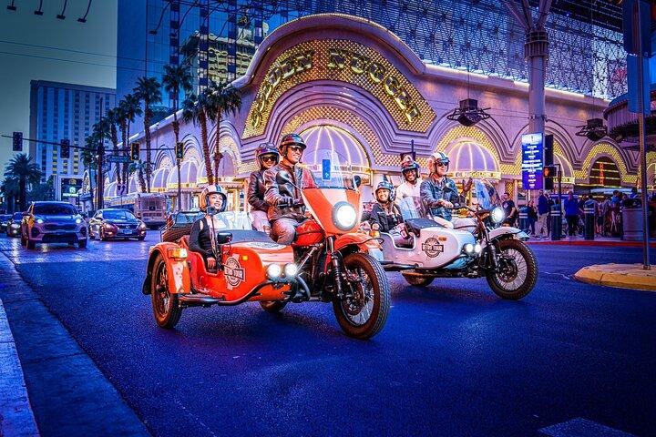 2-Hour Private Tour of Las Vegas by Night on a Sidecar