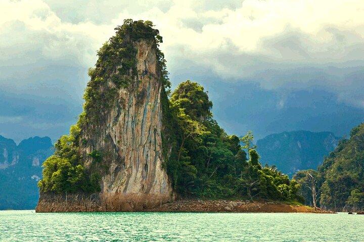 Khao Sok: Full Day Bamboo Rafting Tour from Khao Lak