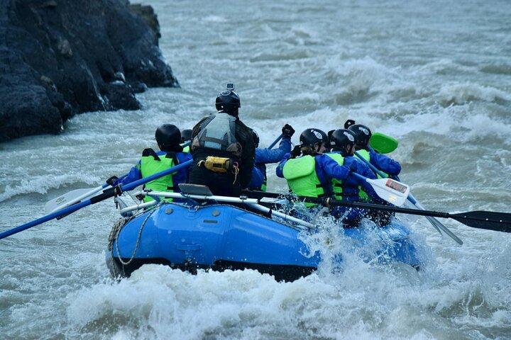 Rafting experience on the Rio de las Vueltas in Patagonia