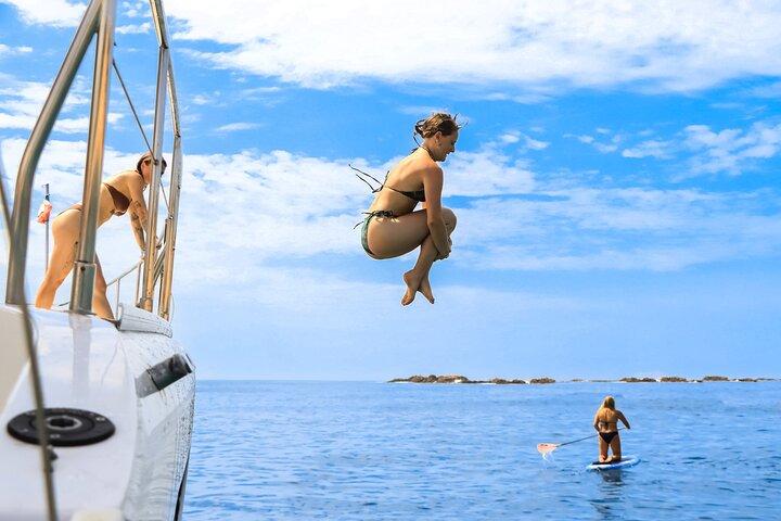 Cabo Half-Day Snorkel Adventure with Lunch and Open Bar