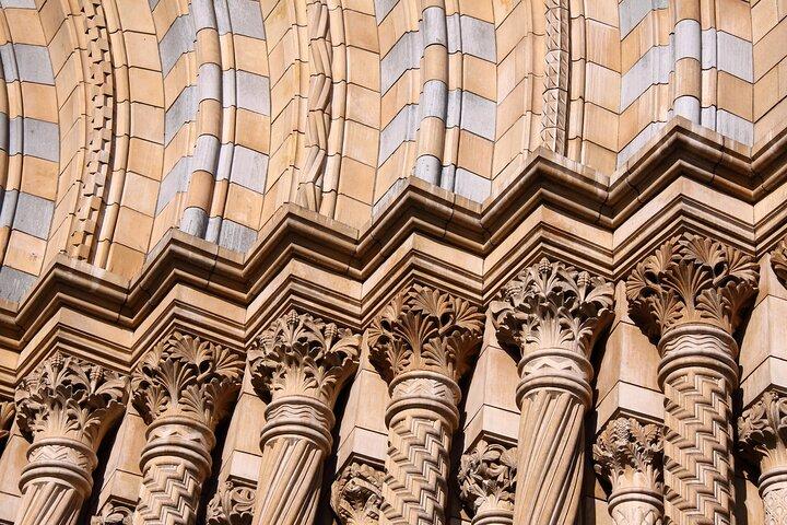 Kid-friendly London Natural History Museum Private Guided Tour