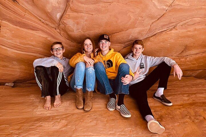 Peek-a-Boo Slot Canyon Guided Hike (Small Group)