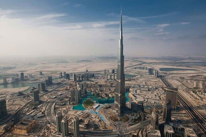 Burj Khalifa Tickets Dubai at the Top with FREE Dubai City Tour