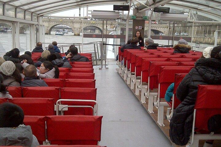 Seine River Cruise with Commentary 1 Hour