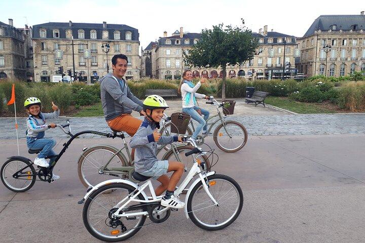 Bordeaux bike tour "The Best of Bordeaux"