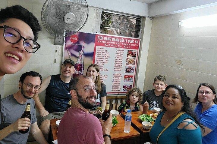 Hanoi Old Quarter Walking Street Food Small Group Tour