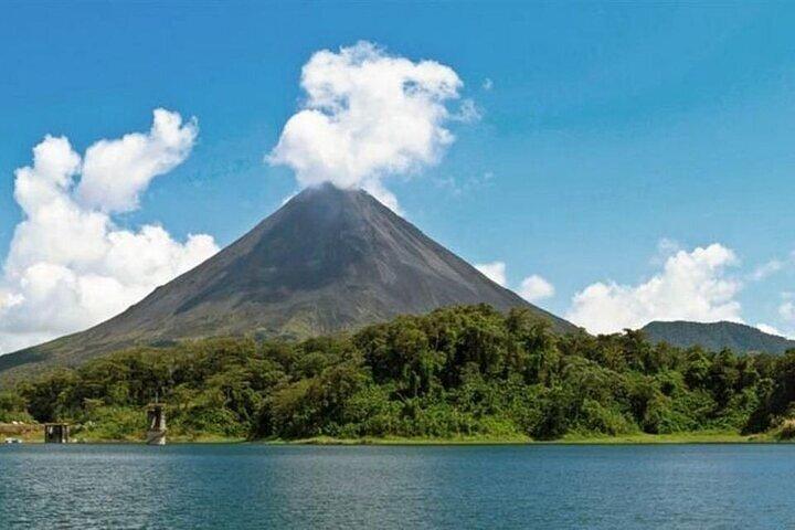 Private Tour Mistico Park Arenal Volcano + Baldi Hot Springs