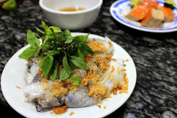 AUTHENTIC Hanoi Walking Street Food - PRIVATE TOUR