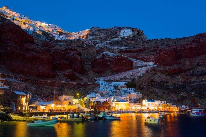 Private Oia and Ammoudi Sunset Experience