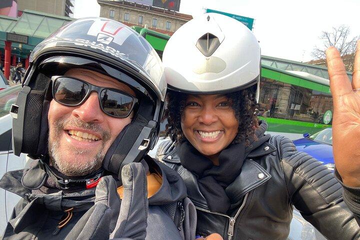 See Milan landmarks from the back of a Vespa