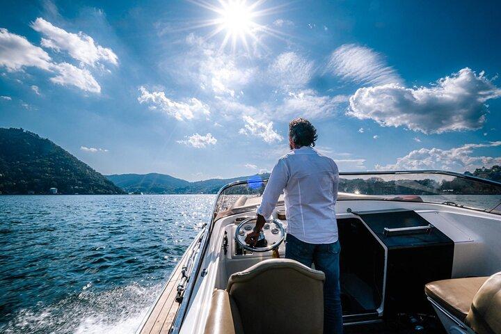 1 Hour Private and Guided Cruise on Lake Como by motorboat
