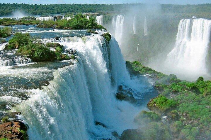 2-Day Iguazu Falls Private Tour with Airfare from Buenos Aires