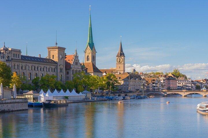 Private Transfer from Milan to Zurich with 2h Stop in Lucerne