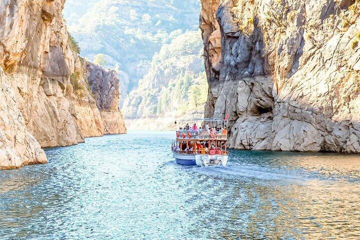 Green Canyon Boat with Lunch & Transfer from Side