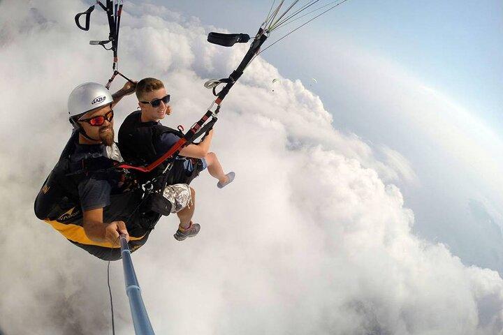 Tandem Paragliding Tour in Alanya with Roundtrip Transfer