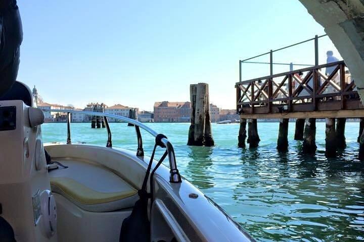 Private Boat Tour to Murano, Burano and Torcello