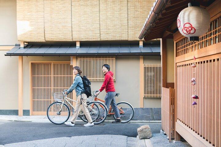 Explore Hidden Alleyway with a Local Expert (Afternoon Tour)