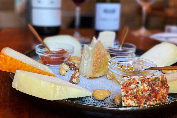 High-End Exclusive Food and Wine Tour Lisbon with a Winemaker