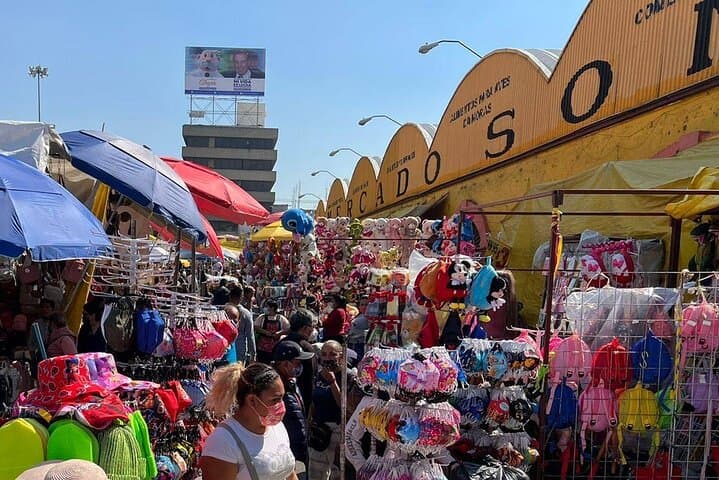 Mexican Flavor Route - Tacos, Chocolate & Desserts in Mexico City