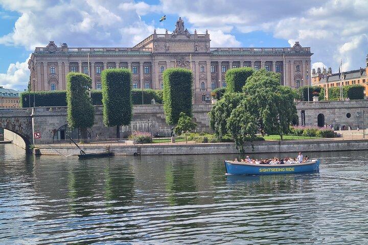 Open Electric Boat Ride in Stockholm with Live-Guide