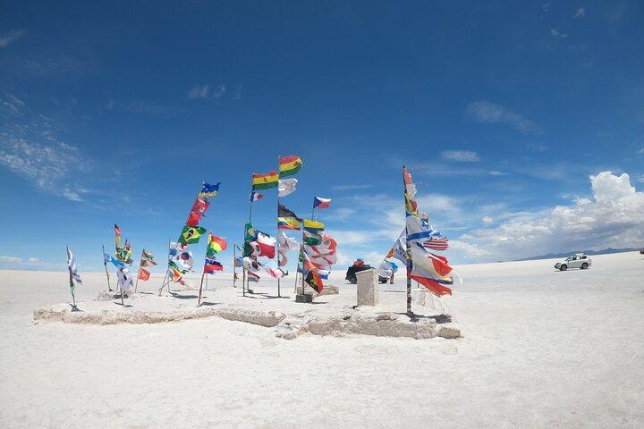 Uyuni Salt Flats 3-day tour from Atacama > private room available