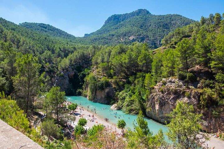 From Valencia: Montanejos Thermal Pools with Hiking or Rafting