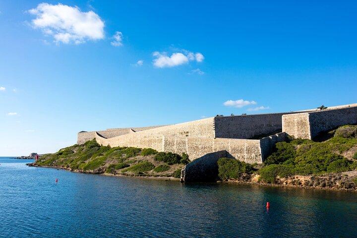 Mahon Harbour, Binibeca and Xoroi Cave tour