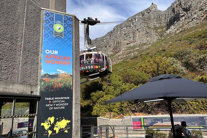 Table Mountain, Kirstenbosch and Constantia Winelands Full Day Private Tour