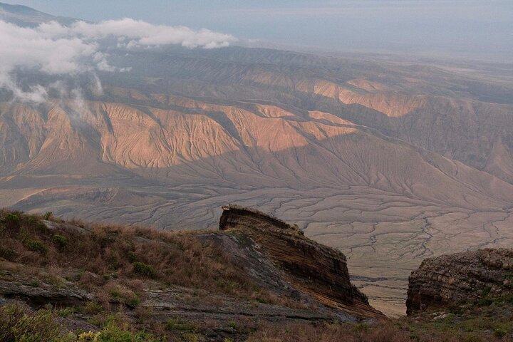 From Arusha to Zanzibar : 11 days From Bush to Beach safari