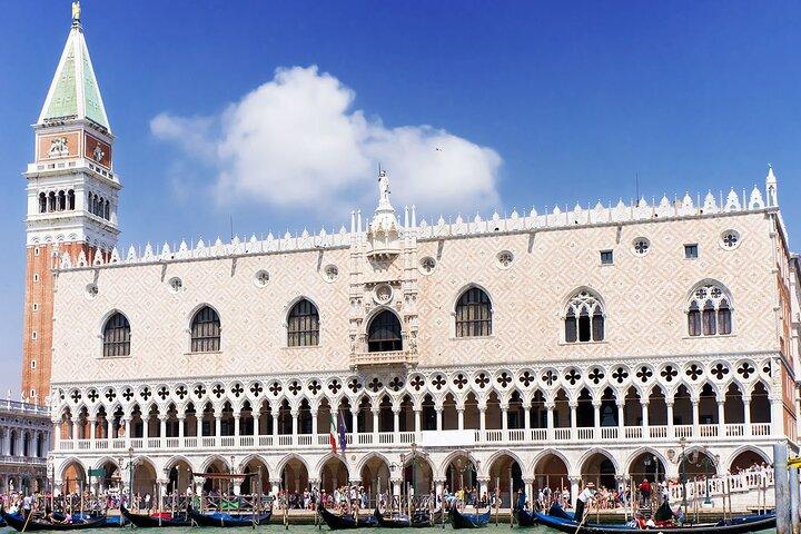 Private Audio Guided Walking Tour in Venice