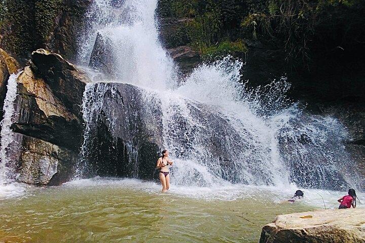 4 Days Trekking Hoang Su Phi, Ha Giang. Private Hiking Group