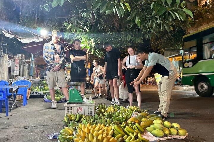 Saigon Night Walking Food Tour - 100% No Tourist