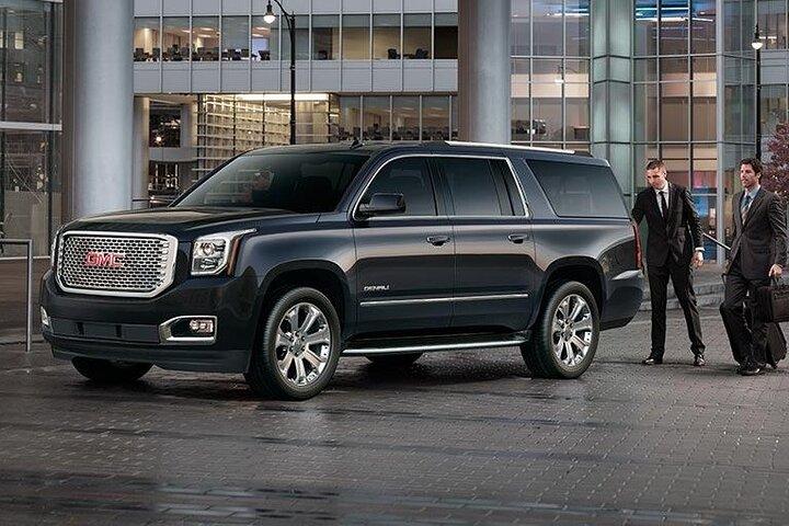 Private Transfer in a Luxury Vehicle to and/or from MSY Airport