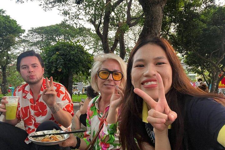Saigon Street Food By Night - Foodie City Private Tour With Local Guide