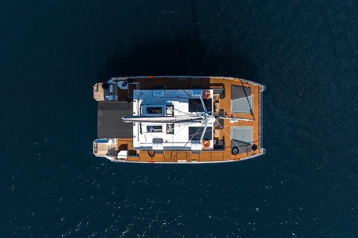 Comfort Max Catamaran Caldera Cruise with BBQ and Drinks