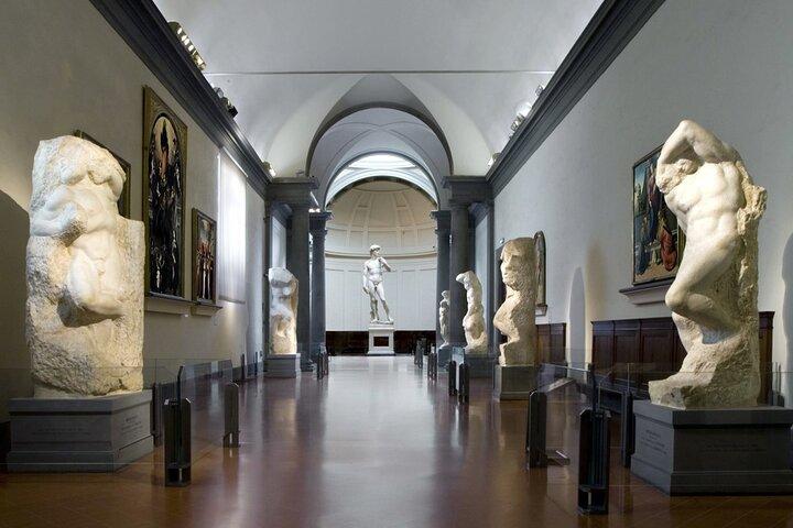 Florence Guided Tour with Accademia, Uffizi and Optional Lunch