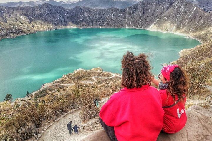 Tour Quito to Baños visiting Cotopaxi Volcano & Quilotoa Lagoon