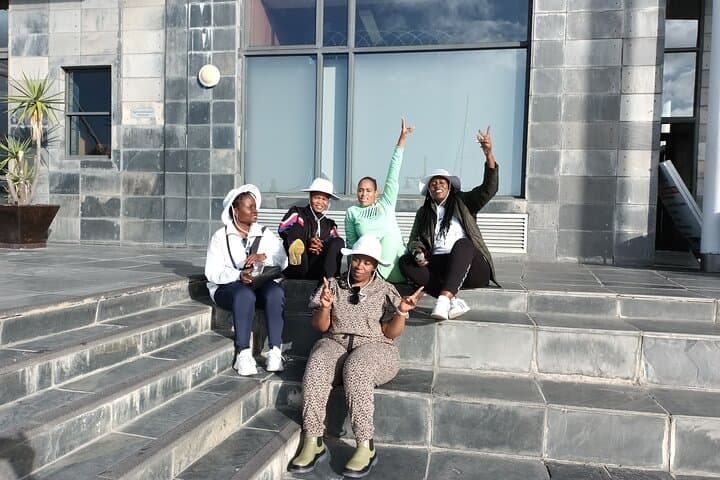 Robben Island Half Day Tour: Experience History and Freedom