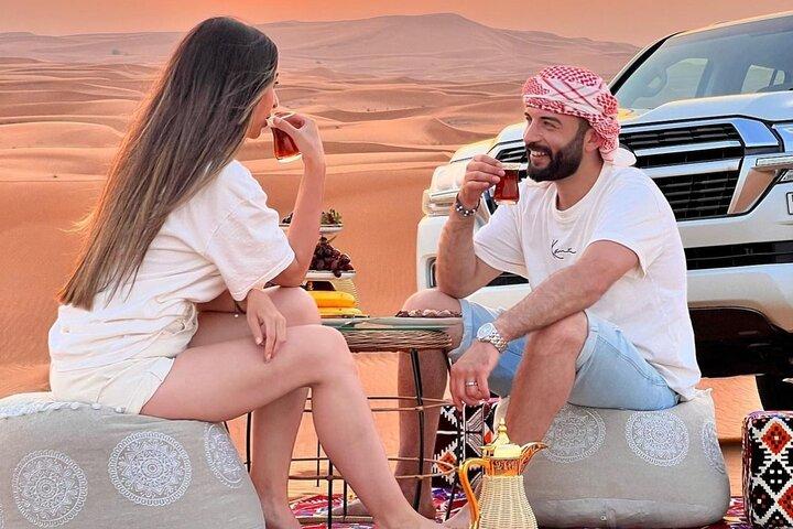 Dubai Desert Safari: 4x4 Dune Bashing, Camel Ride & BBQ Dinner