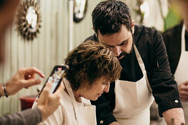 Market Tour, Cooking Class & Lunch with Chef in Lyon Studio