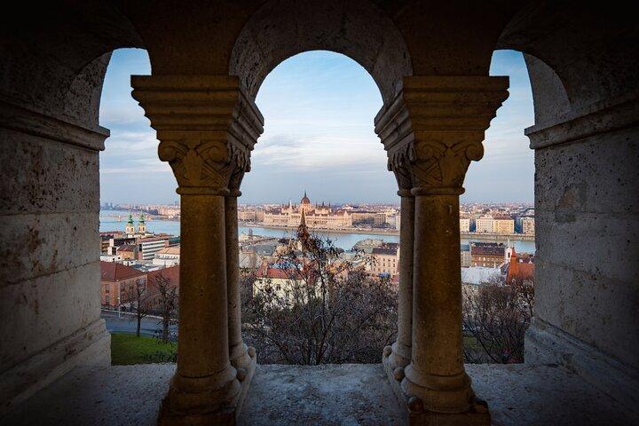 Full Day Private Tour at Budapest and Szentendre with lunch