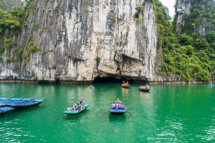 Full Day Guided Tour in Halong Bay
