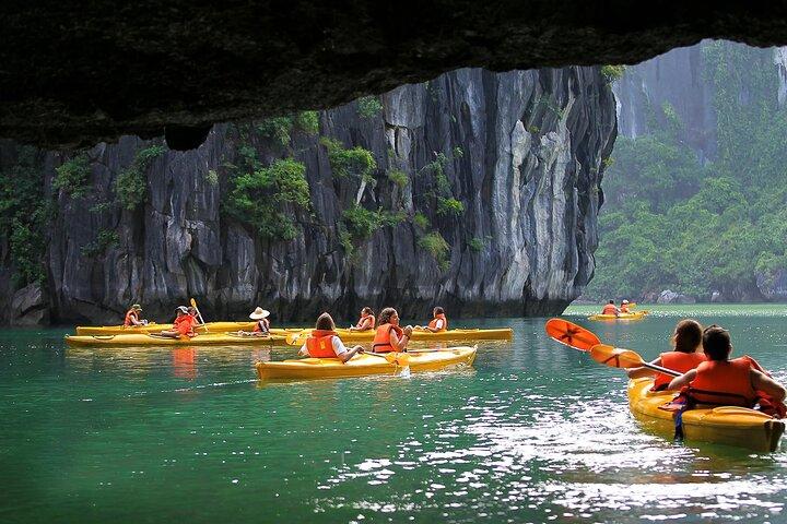 Full Day Guided Tour in Halong Bay