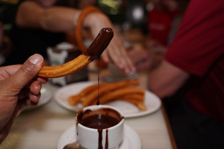 Madrid by Night: Tapas, Local Drinks & Hidden Gems Tour