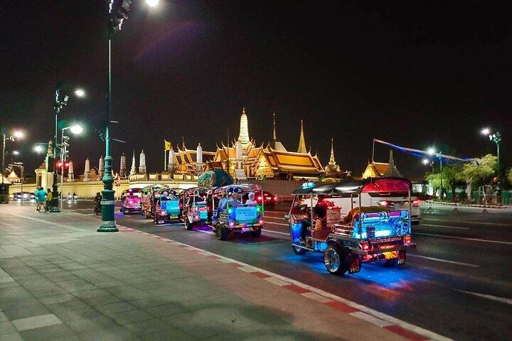Tuk Tuk Tour Bangkok by Nighttime Sightseeing