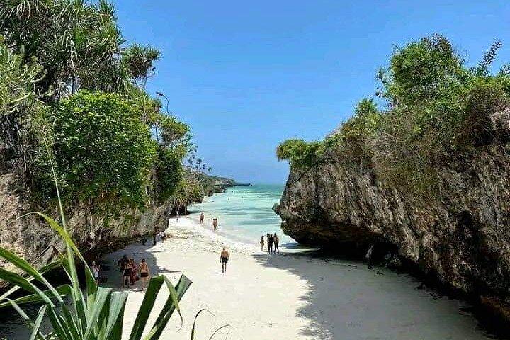 Explore Zanzibar's 6 Quintessential Southeastern Charm Full day