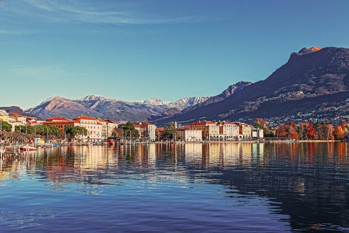 Como City & Lugano City private tour. Two countries in a day.