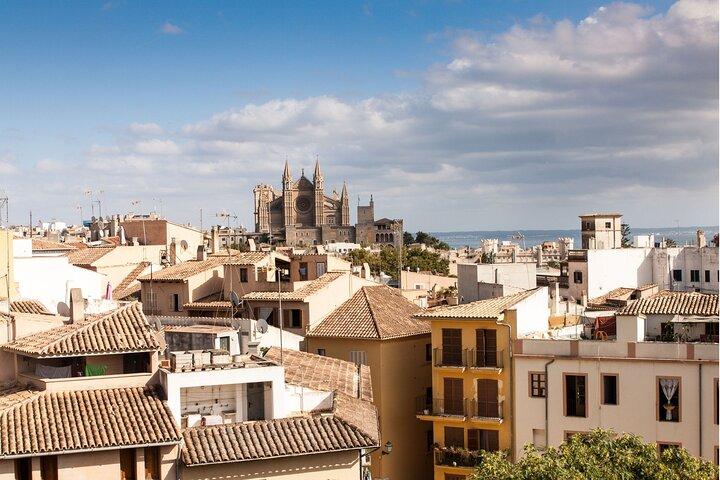 Palma de Mallorca : Private Custom Walking Tour with A Guide